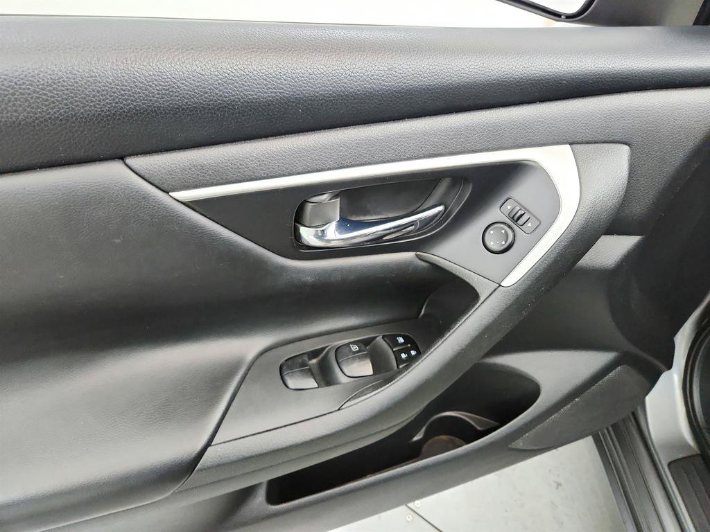 Used 2016 Nissan Altima 2.5 S w/ Power Driver Seat Package FWD image 19