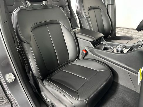 New 2025 Jeep Grand Cherokee Limited w/ Luxury Tech Group II image 27