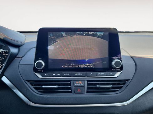 Used 2020 Nissan Altima 2.5 SR FWD image 14