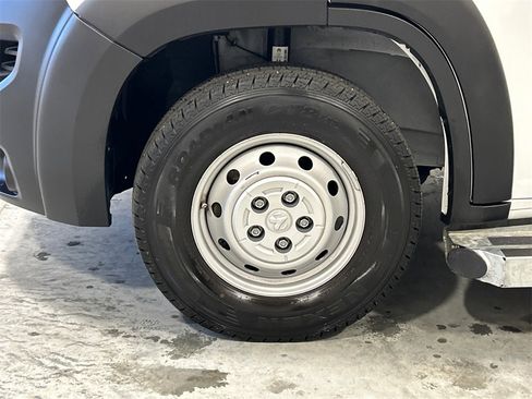 Used 2023 RAM ProMaster 2500 image 11