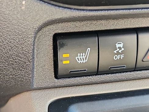 Used 2011 Jeep Compass Latitude image 21