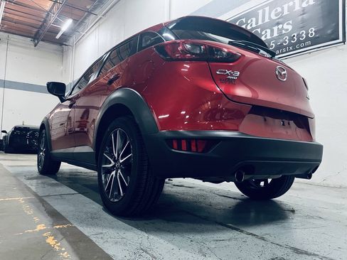 Used 2018 MAZDA CX-3 Touring w/ Preferred Equipment Package AWD/4WD image 5