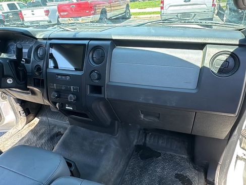 Used 2014 Ford F150 XL w/ Equipment Group 101A Mid RWD image 14