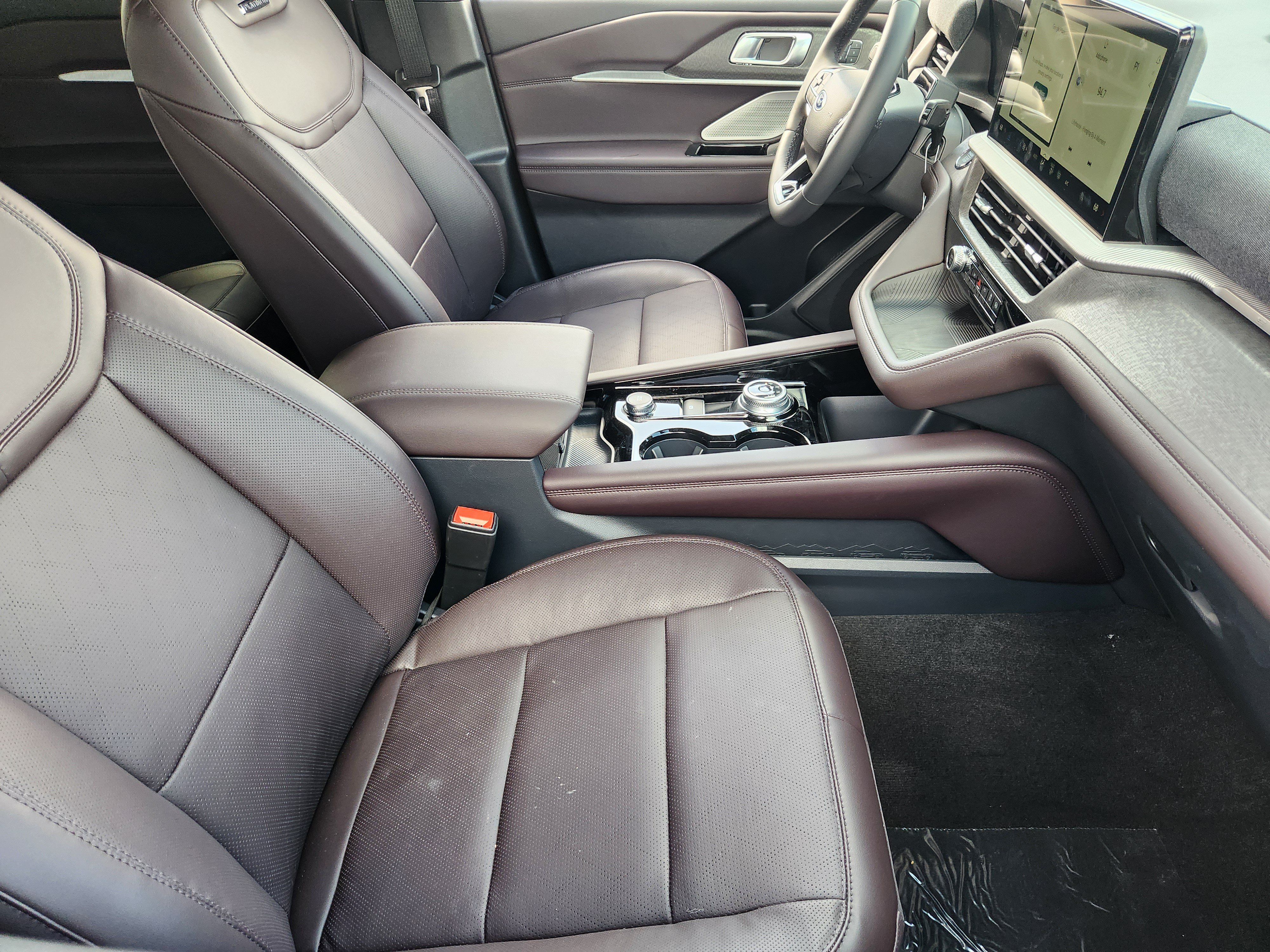 New 2026 Ford Explorer Platinum RWD image 10