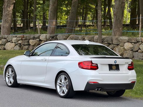 Used 2016 BMW 228i Coupe RWD image 4