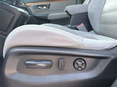 Used 2018 Honda CR-V EX image 16