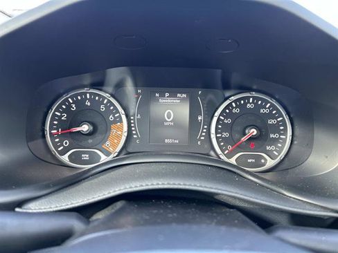 Certified 2023 Jeep Renegade Latitude w/ Sun/Sound Group AWD/4WD image 28