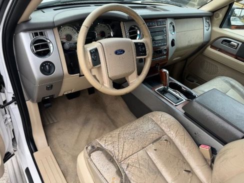 Used 2010 Ford Expedition EL Eddie Bauer image 10