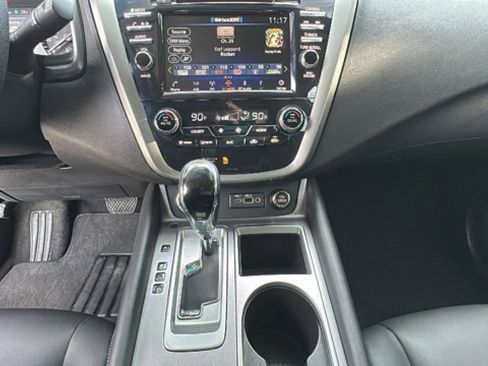 Certified 2024 Nissan Murano SV w/ SV Midnight Edition Package image 22