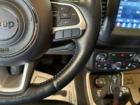 Used 2021 Jeep Compass Latitude w/ Convenience Group AWD/4WD image 11
