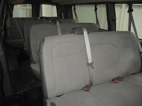 Used 2025 Chevrolet Express 3500 LT w/ LT Preferred Equipment Group RWD image 35