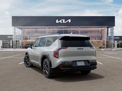 New 2026 Kia EV9 Land w/ Nightfall Edition Package AWD/4WD image 4
