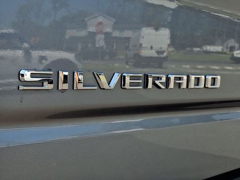 Used 2024 Chevrolet Silverado 1500 High Country w/ Technology Package AWD/4WD image 72