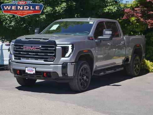 Used 2025 GMC Sierra 2500 AT4 AWD/4WD image 1