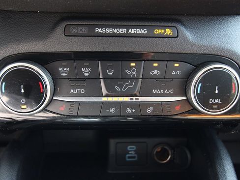 Used 2022 Ford Escape SE w/ Convenience Package AWD/4WD image 26