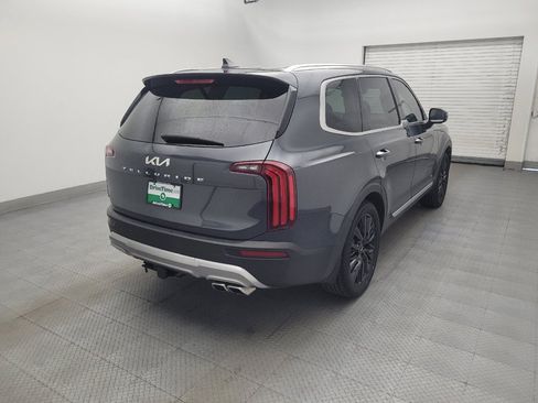Used 2022 Kia Telluride SX w/ Towing Package FWD image 9