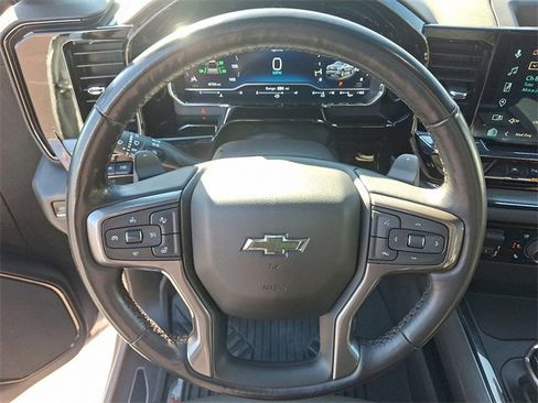 Used 2022 Chevrolet Silverado 1500 ZR2 w/ Technology Package image 19
