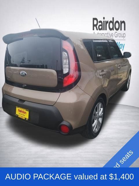 Used 2015 Kia Soul + w/ Primo Package FWD image 3