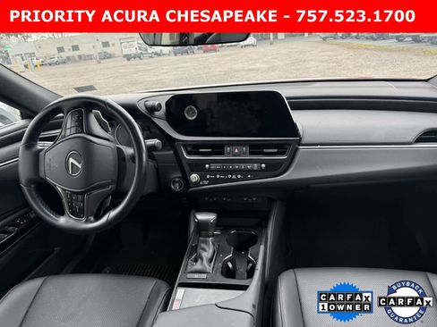 Used 2024 Lexus ES 350 w/ Premium Package image 5