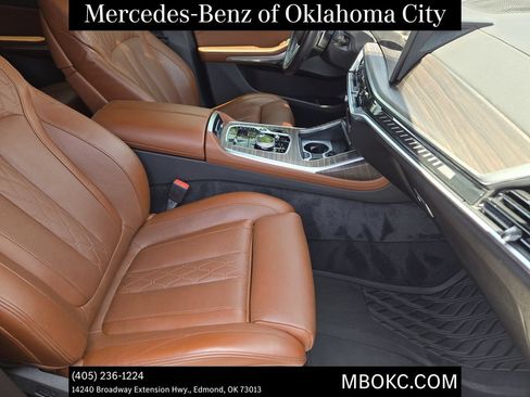 Used 2025 BMW X7 M60i AWD/4WD image 13