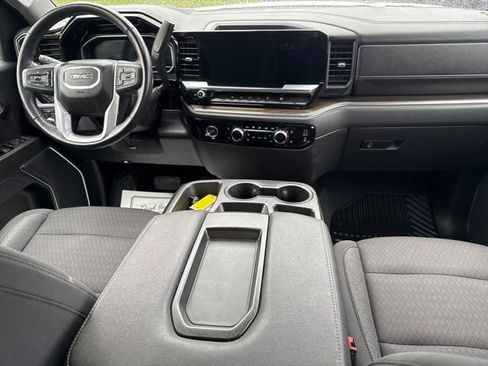 Used 2022 GMC Sierra 1500 Elevation image 11