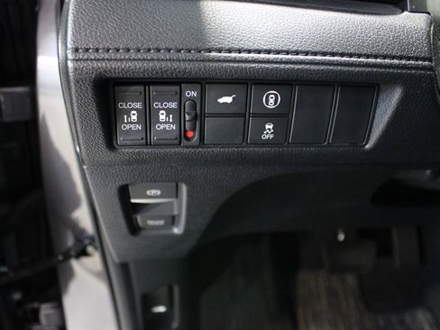 Used 2023 Honda Odyssey EX-L image 14
