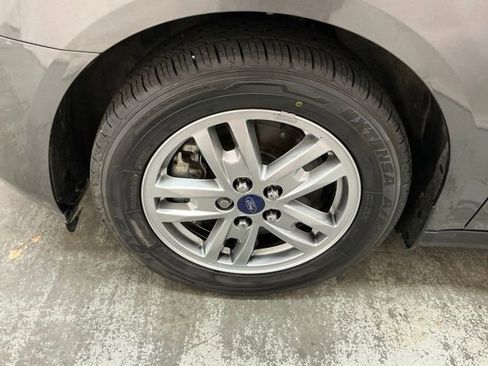 Used 2020 Ford Transit Connect XLT FWD image 10