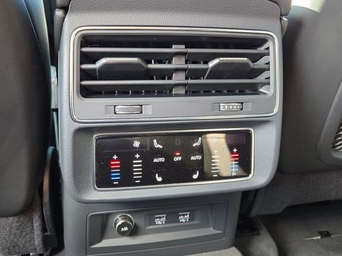 Used 2019 Audi Q8 Prestige w/ Towing Package image 21