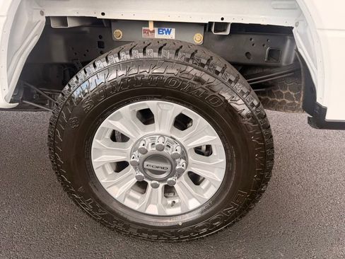 Used 2022 Ford F250 XLT w/ FX4 Off-Road Package AWD/4WD image 44