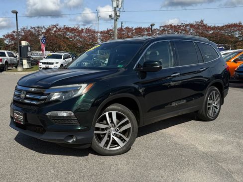 Used 2016 Honda Pilot Touring image 1