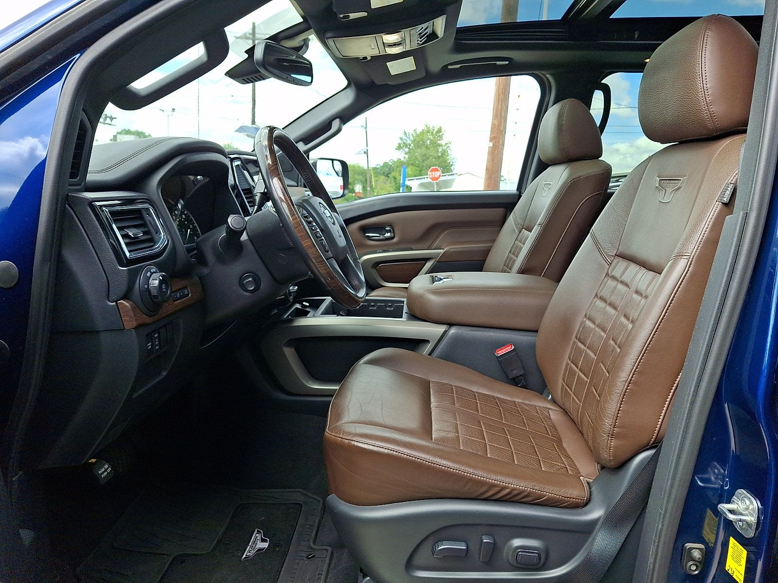 Certified 2021 Nissan Titan Platinum Reserve w/ Moonroof Package AWD/4WD image 12