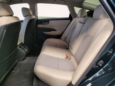 Used 2018 Honda Clarity Plug-In Hybrid image 12