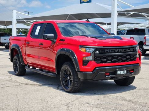 Certified 2025 Chevrolet Silverado 1500 Custom Trail Boss AWD/4WD image 3