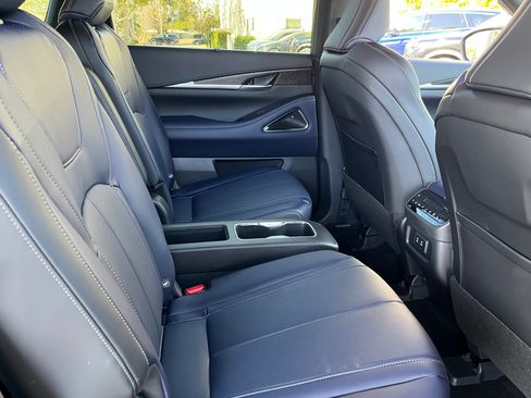 Certified 2026 INFINITI QX60 Sport w/ Dark Cargo Package AWD/4WD image 20