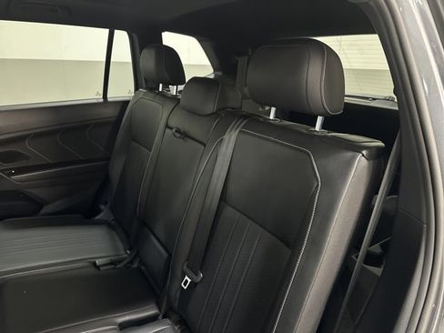 Used 2023 Volkswagen Tiguan SE R-Line FWD image 20