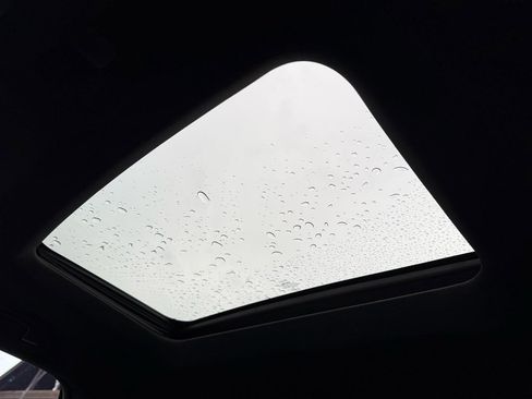 Used 2018 Ford Explorer XLT w/ Equipment Group 202A image 34