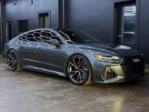 Used 2021 Audi RS 7 Sportback w/ Carbon Optic Package AWD/4WD image 25
