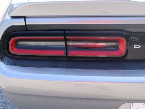 Used 2018 Dodge Challenger SXT Plus RWD image 10