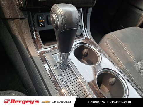 Used 2017 Chevrolet Traverse LT AWD/4WD image 19