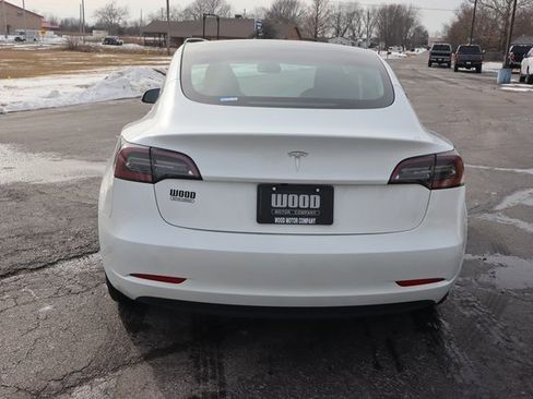 Used 2023 Tesla Model 3 Standard Range image 13