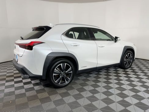 Used 2021 Lexus UX 250h w/ Premium Package image 9