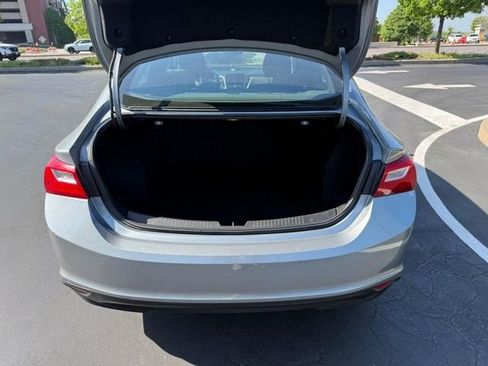 Used 2023 Chevrolet Malibu LT FWD image 6