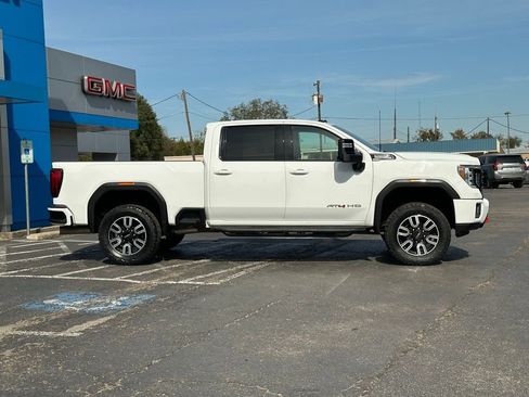 Used 2023 GMC Sierra 2500 AT4 image 4