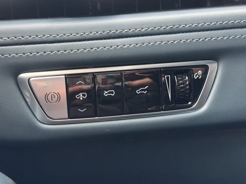 New 2025 Cadillac Escalade IQ Sport 2 image 29