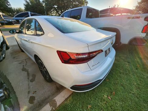 Used 2023 Volkswagen Jetta Sport FWD image 4