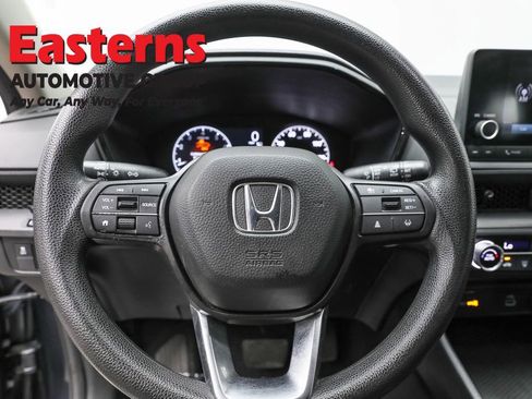 Used 2023 Honda CR-V LX image 10