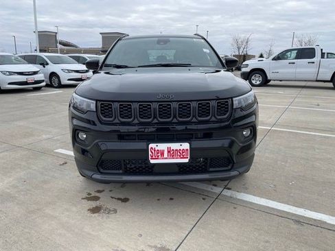 New 2026 Jeep Compass Latitude AWD/4WD image 9