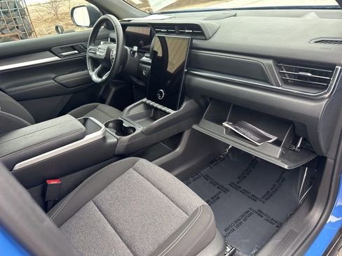 Used 2025 GMC Terrain Elevation image 36