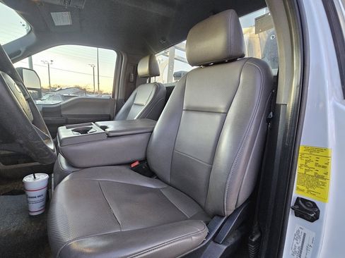 Used 2020 Ford F450 XL w/ Power Equipment Group image 9