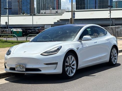 Used 2018 Tesla Model 3 Long Range RWD image 1